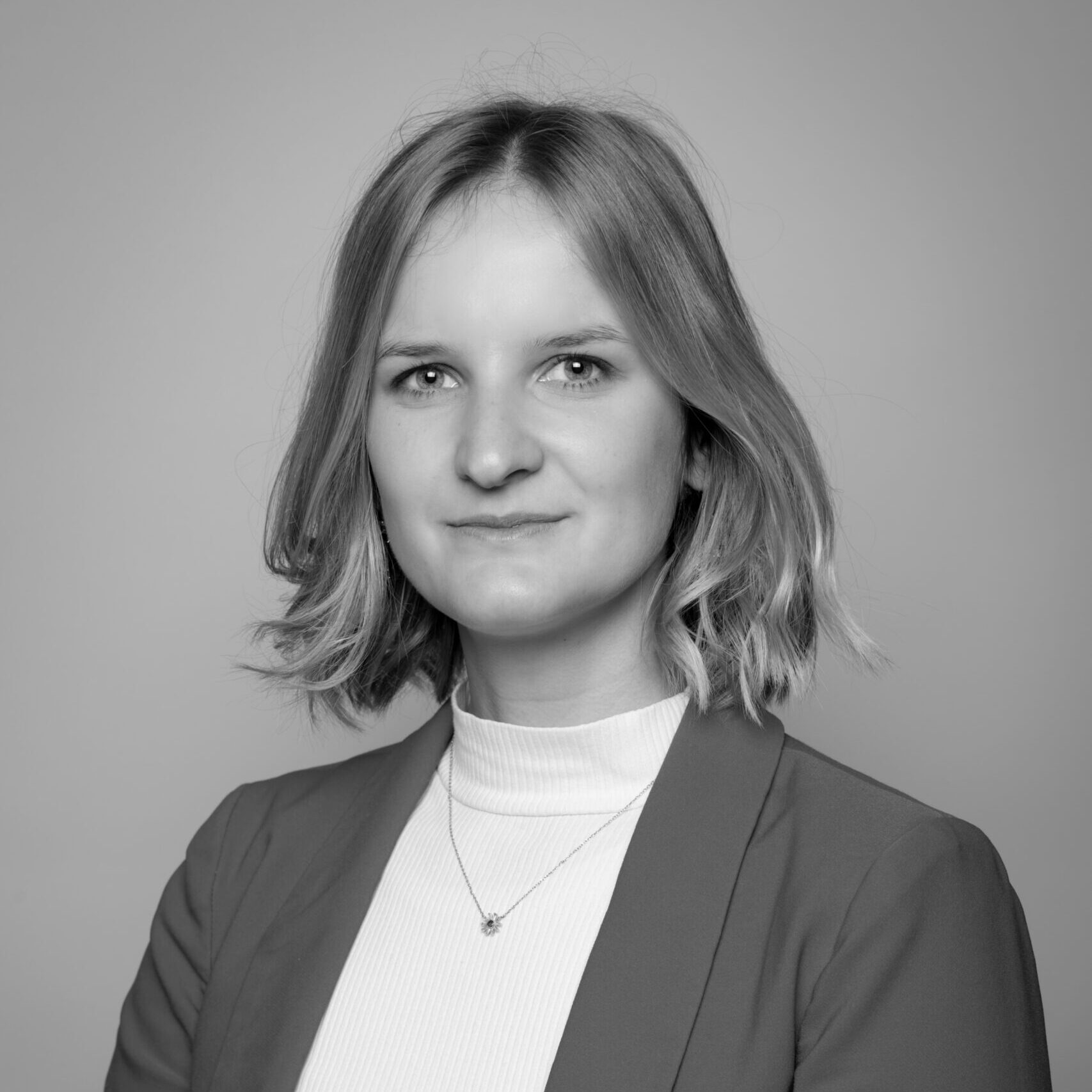 Proust Julie noiretblanc scaled e1768309595803